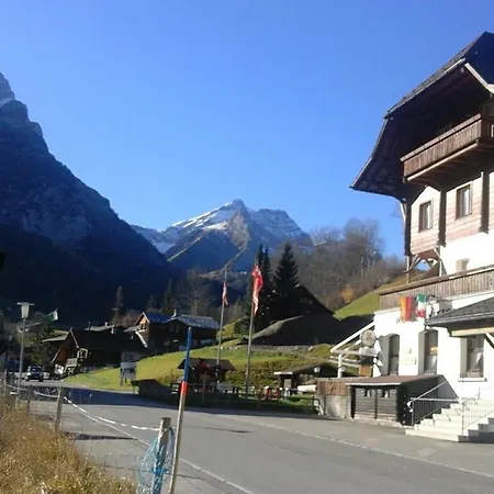 Restaurant Baren Värdshus Gsteig